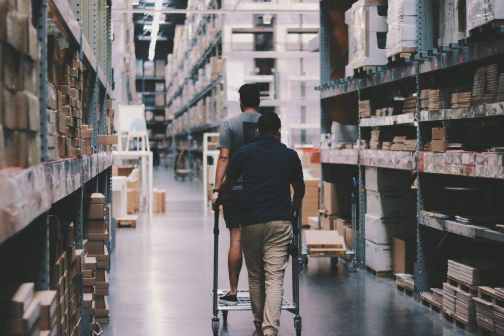 The Complete Guide to Becoming a Logistician